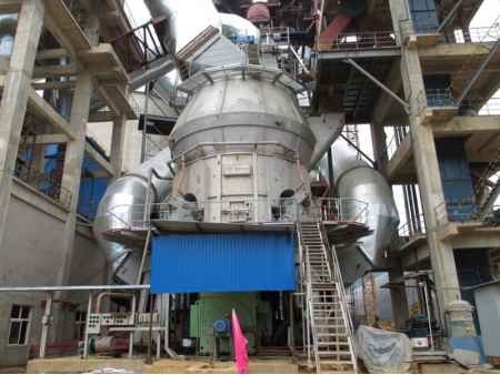 طاحونة المواد الأولية لصناعة الأسمنت Vertical Roller Mill