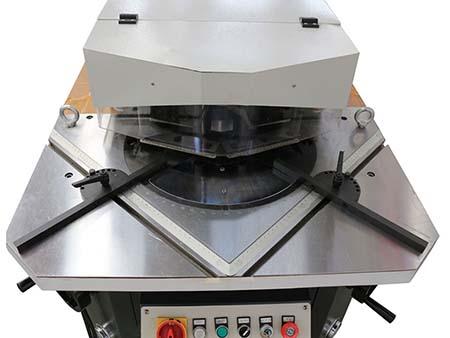 خلاعة صاج هيدروليك (زاوية قابلة للتعديل)  Hydraulic Corner Notcher