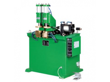 ماكينة لحام ومضي تناكبي بعاكس تيار مستمر DC                  Flash-Butt Welder, Direct Current (DC) Inverter Type