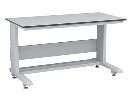 طاولة ذات قوائم على شكل C للأغراض الثقيلة C Frame Laboratory Table (Heavy-duty) طاولة ذات قوائم على شكل C للأغراض الثقيلة C Frame Laboratory Table (Heavy-duty)